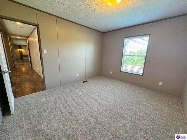 3883 Woodland Road, Vine Grove, KY 40175