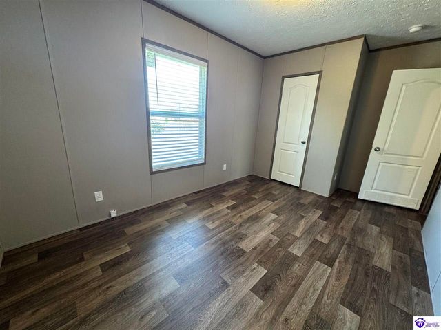 3883 Woodland Road, Vine Grove, KY 40175