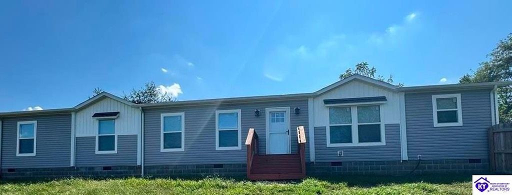 3883 Woodland Road, Vine Grove, KY 40175