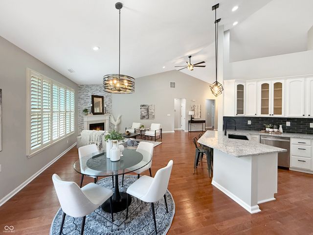 9302 N Bayland Drive, Mccordsville, IN 46055