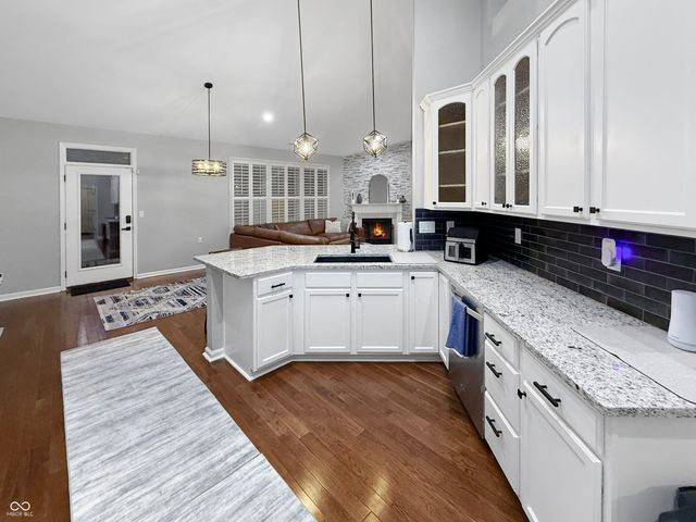 9302 N Bayland Drive, Mccordsville, IN 46055