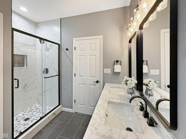 9302 N Bayland Drive, Mccordsville, IN 46055