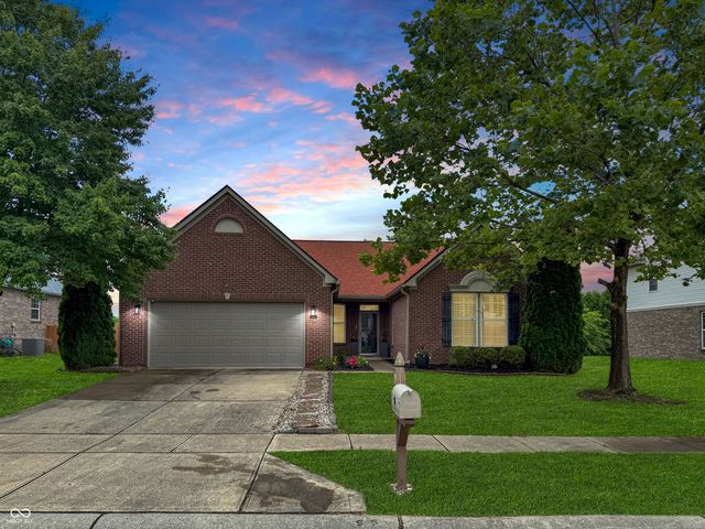 9302 N Bayland Drive, Mccordsville, IN 46055