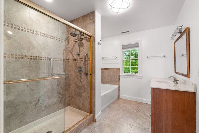1007 Falls Ave, Madison, TN 37115