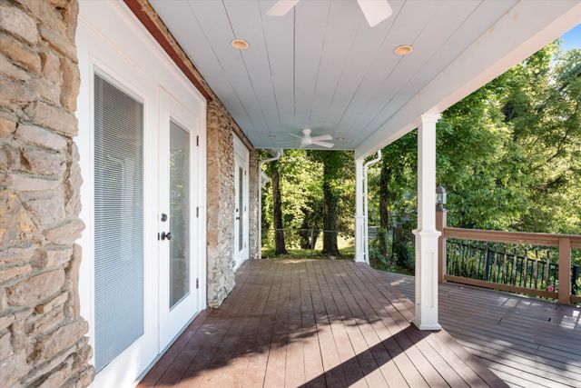 1007 Falls Ave, Madison, TN 37115