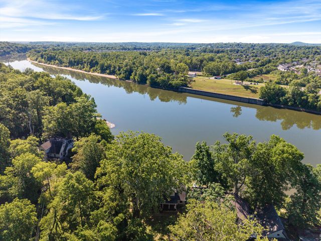1007 Falls Ave, Madison, TN 37115