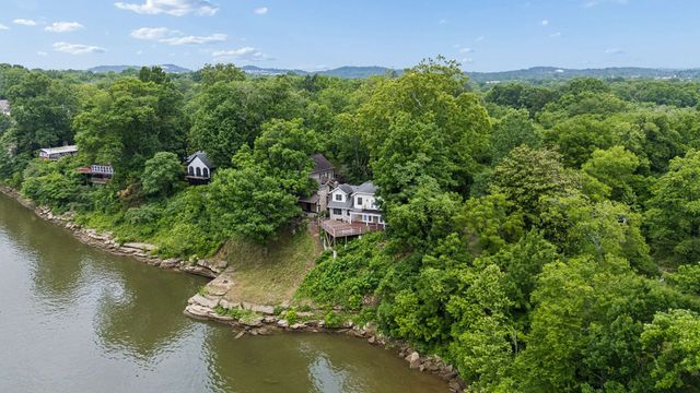 1007 Falls Ave, Madison, TN 37115