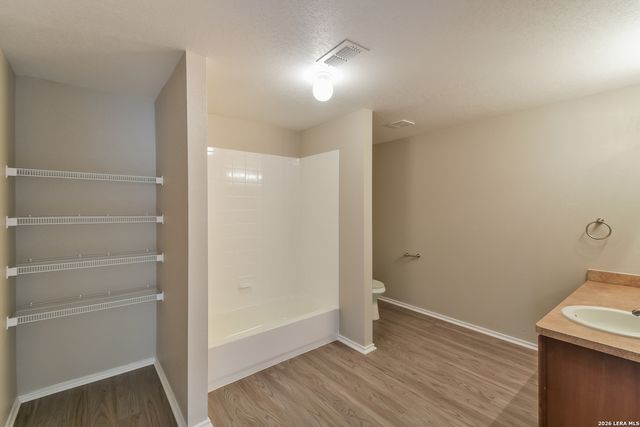 338 SPRUCE BREEZE, San Antonio, TX 78245