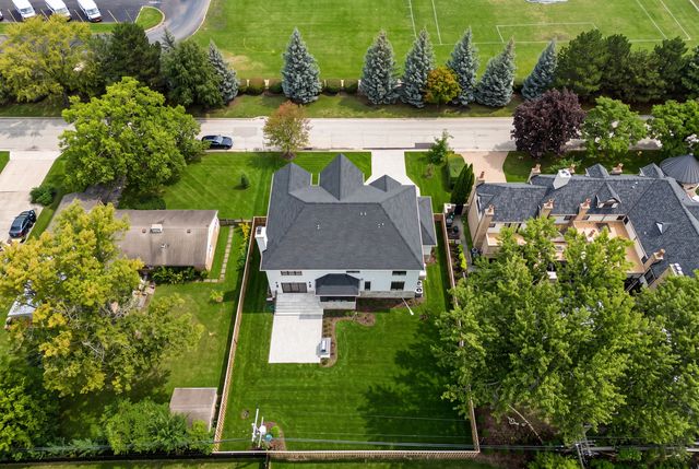 2301 Farrell Avenue, Park Ridge, IL 60068