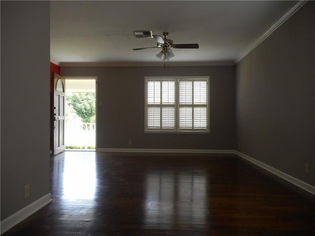 902 Wilshire Pl, Corpus Christi, TX 78411