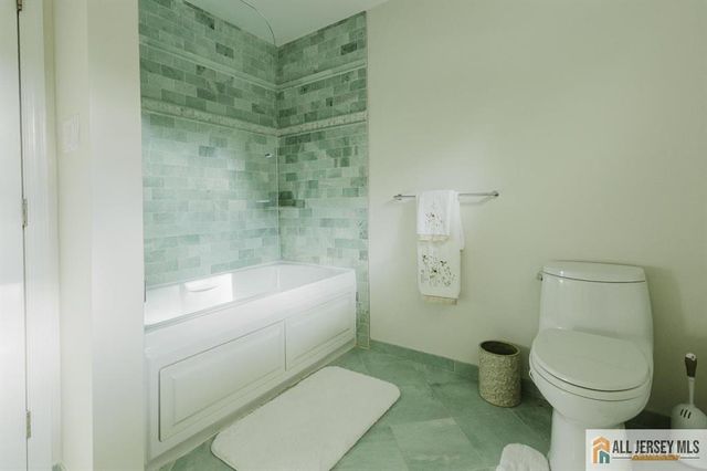 8 Desmet Avenue, Milltown, NJ 08850