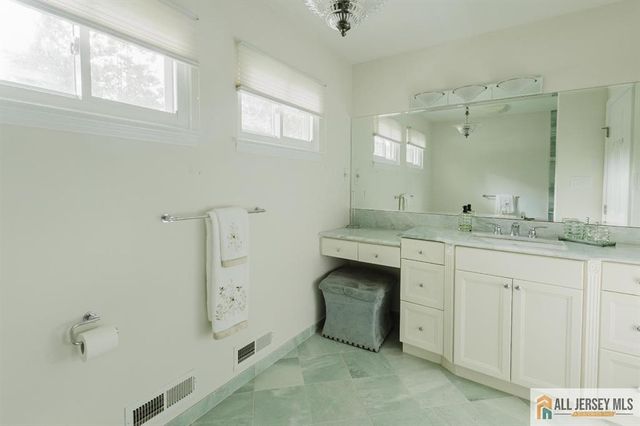 8 Desmet Avenue, Milltown, NJ 08850
