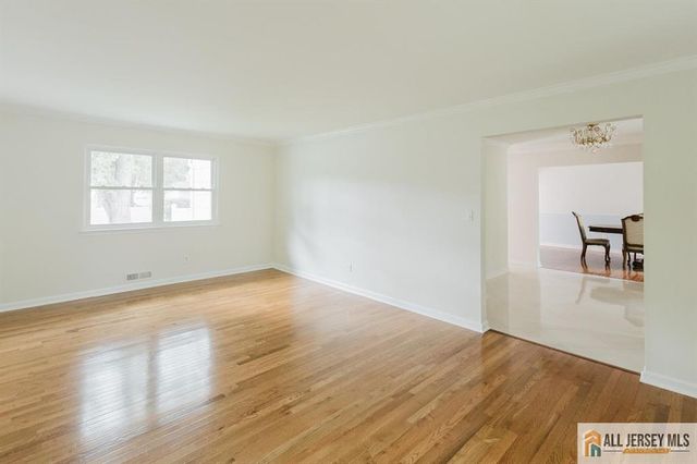 8 Desmet Avenue, Milltown, NJ 08850