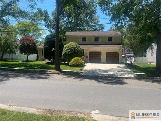 8 Desmet Avenue, Milltown, NJ 08850