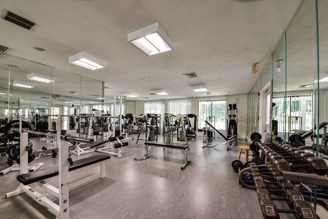 15 Village Hill Lane 12, Natick, MA 01760