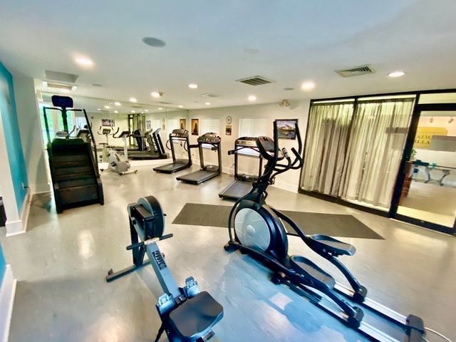 15 Village Hill Lane 12, Natick, MA 01760