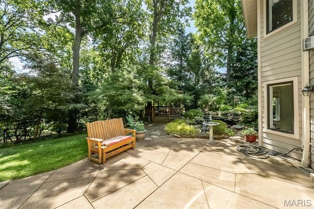 718 River Hills Drive, Fenton, MO 63026