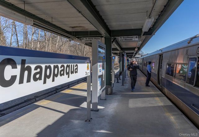 210 Seven Bridges Road A, Mount Kisco, NY 10549