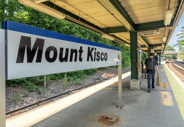 210 Seven Bridges Road A, Mount Kisco, NY 10549