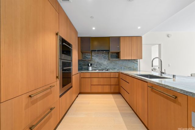 1100 Ala Moana Boulevard 1710, Honolulu, HI 96814