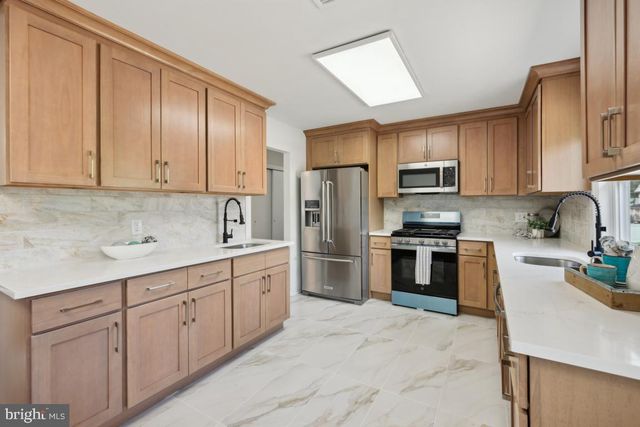 747 HEDY AVE, Cherry Hill, NJ 08002