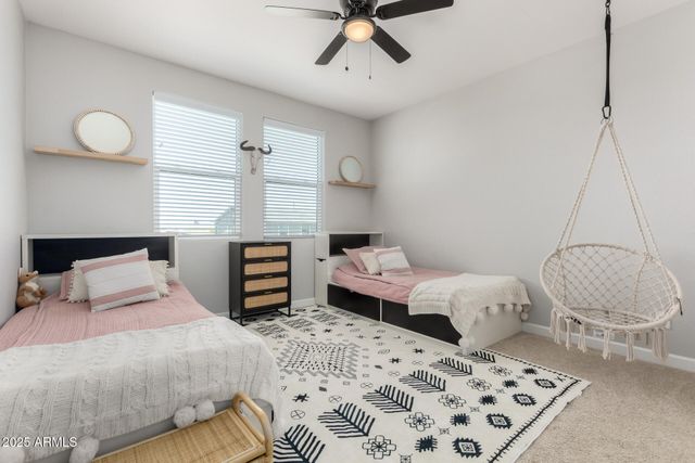 3914 W SERPENTINE Drive, San Tan Valley, AZ 85144
