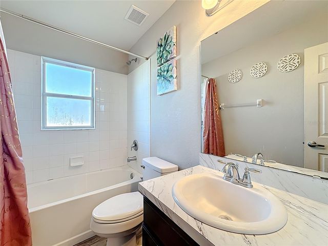 389 ST GEORGES CIRCLE, Eagle Lake, FL 33839