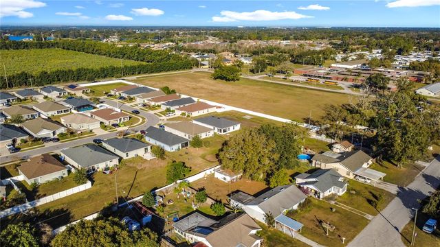 389 ST GEORGES CIRCLE, Eagle Lake, FL 33839