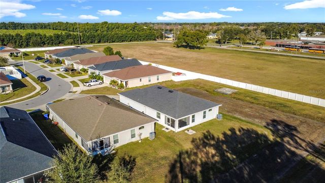 389 ST GEORGES CIRCLE, Eagle Lake, FL 33839