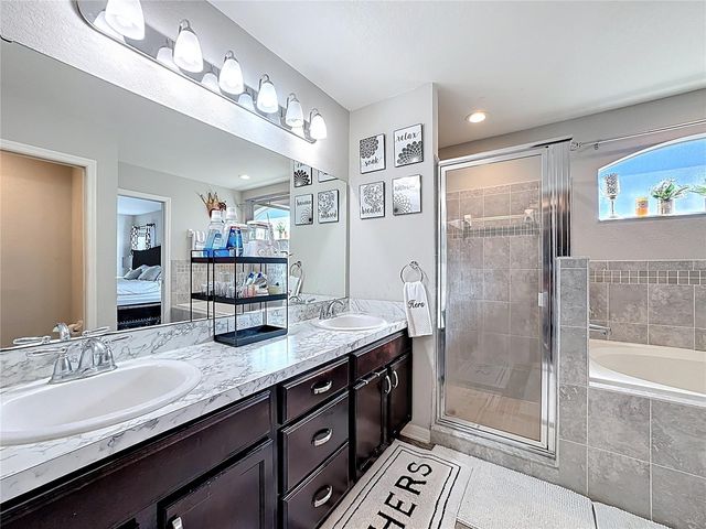 389 ST GEORGES CIRCLE, Eagle Lake, FL 33839