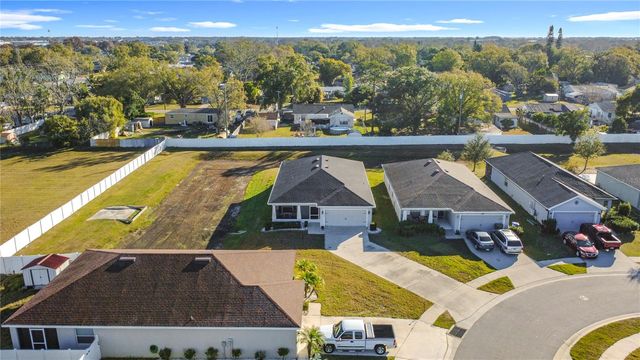 389 ST GEORGES CIRCLE, Eagle Lake, FL 33839