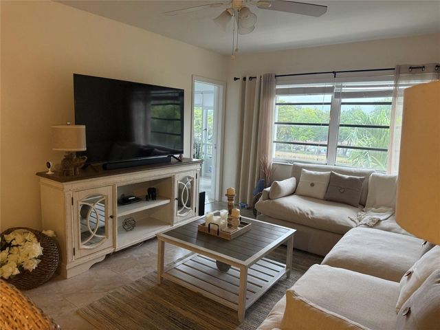 3430 NW 52nd Avenue 308, Lauderdale Lakes, FL 33319