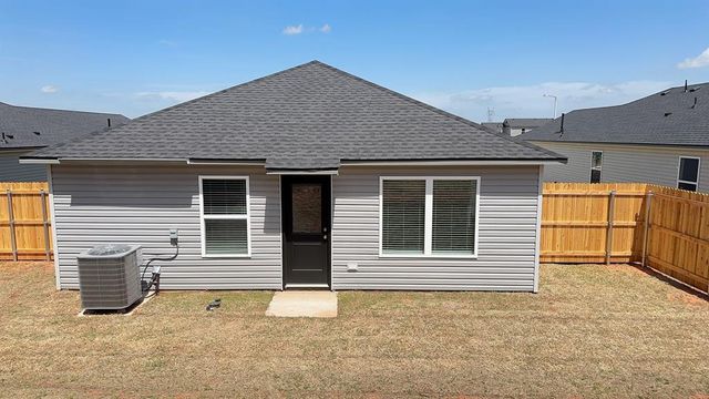 12032 SW 36th Street, Mustang, OK 73064