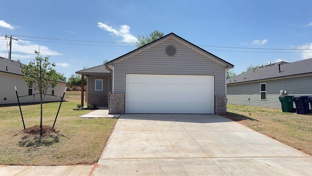 12032 SW 36th Street, Mustang, OK 73064