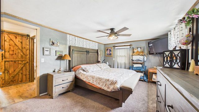 4020 N BALLARD ROAD, Appleton, WI 54913