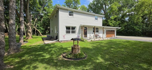 4020 N BALLARD ROAD, Appleton, WI 54913