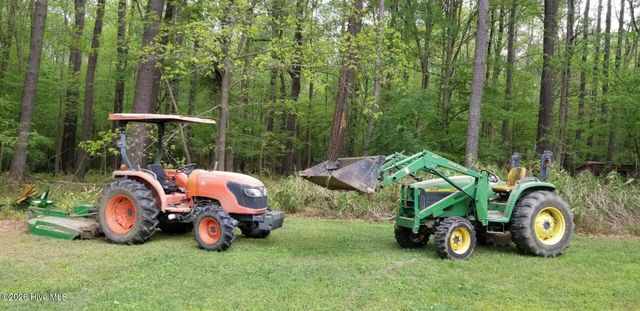 2639 Nc Highway 211, Clarkton, NC 28433