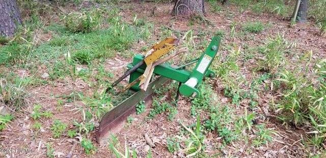 2639 Nc Highway 211, Clarkton, NC 28433