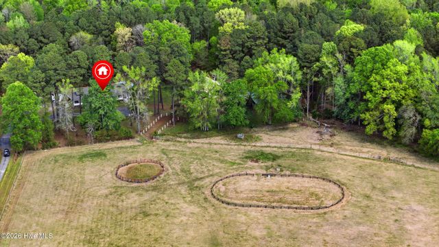 2639 Nc Highway 211, Clarkton, NC 28433