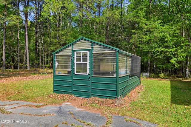 2639 Nc Highway 211, Clarkton, NC 28433