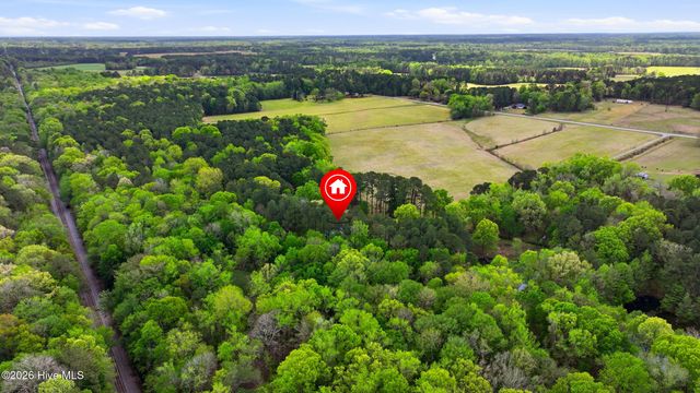 2639 Nc Highway 211, Clarkton, NC 28433