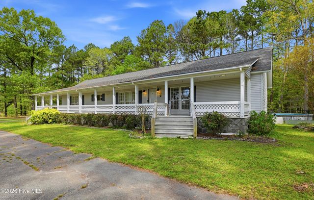 2639 Nc Highway 211, Clarkton, NC 28433