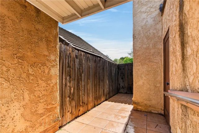 27026 Rio Pecos, Valencia, CA 91354