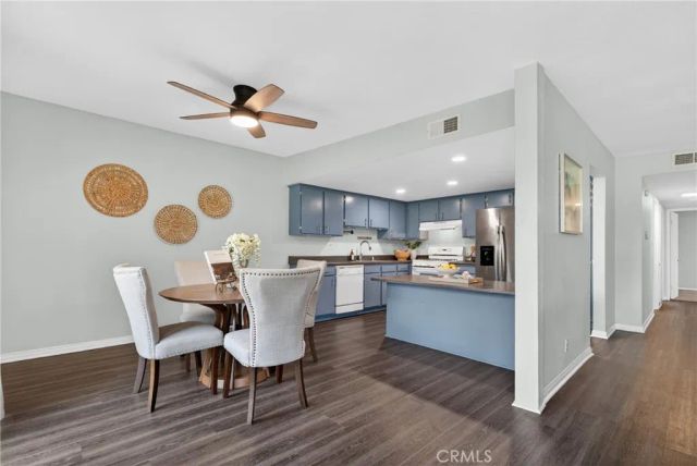 27026 Rio Pecos, Valencia, CA 91354