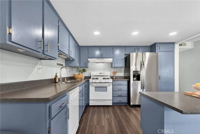 27026 Rio Pecos, Valencia, CA 91354