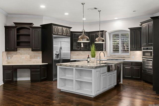 20 Arnold Palmer, San Antonio, TX 78257