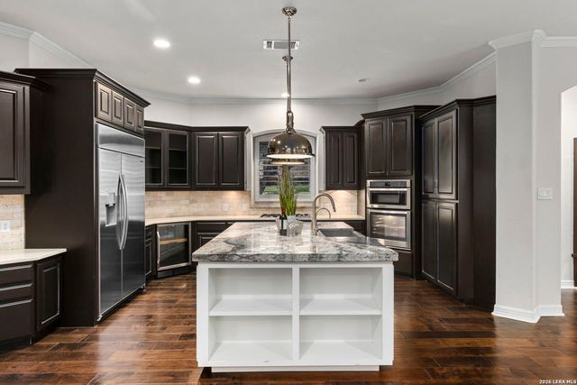 20 Arnold Palmer, San Antonio, TX 78257