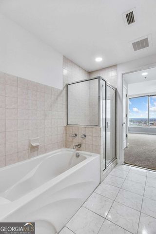 3338 Peachtree Road NE 2401, Atlanta, GA 30326