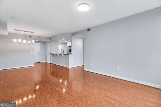 3338 Peachtree Road NE 2401, Atlanta, GA 30326