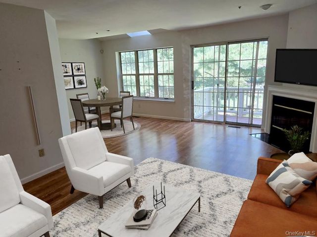 1506 Pondcrest Lane, White Plains, NY 10607